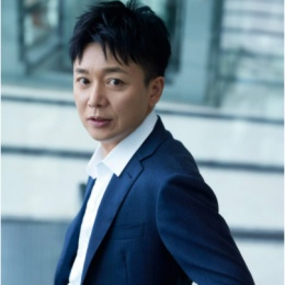 刘奕君